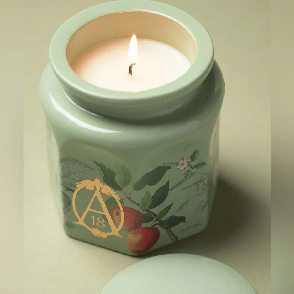 NEW NWT Anthropologie Apothecary 18 spice Orchard woods Ceramic Jar candle